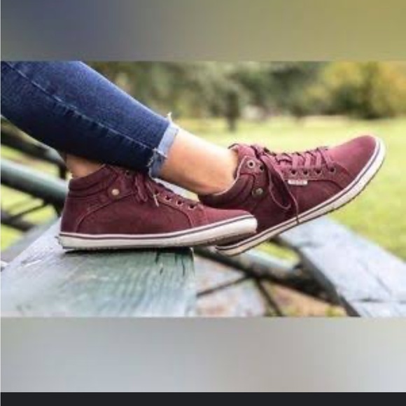 Taos Footwear Shoes - Taos women’s mock stare canvas red sneakers…